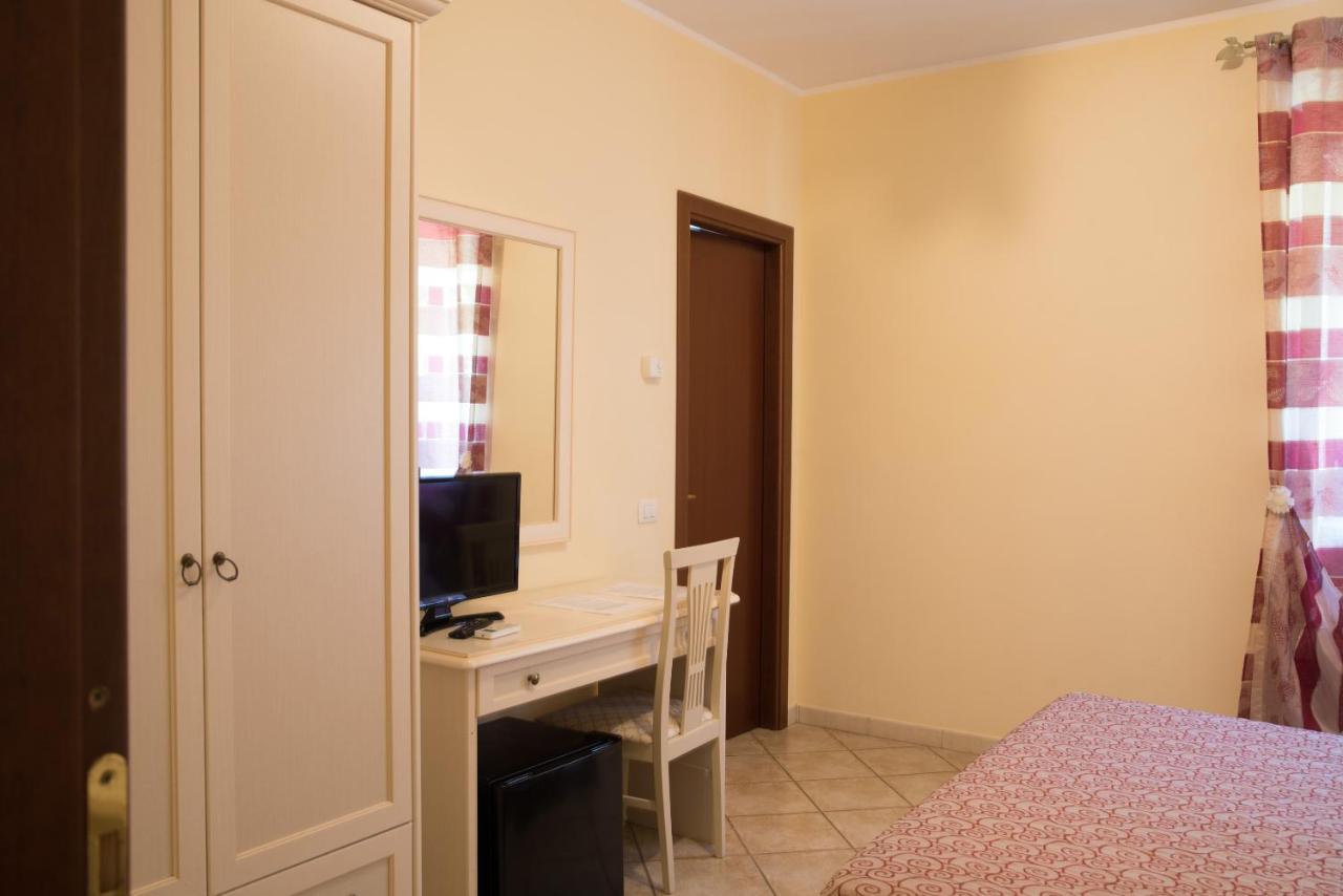 Bed and Breakfast L'Infinito à Carbognano Extérieur photo