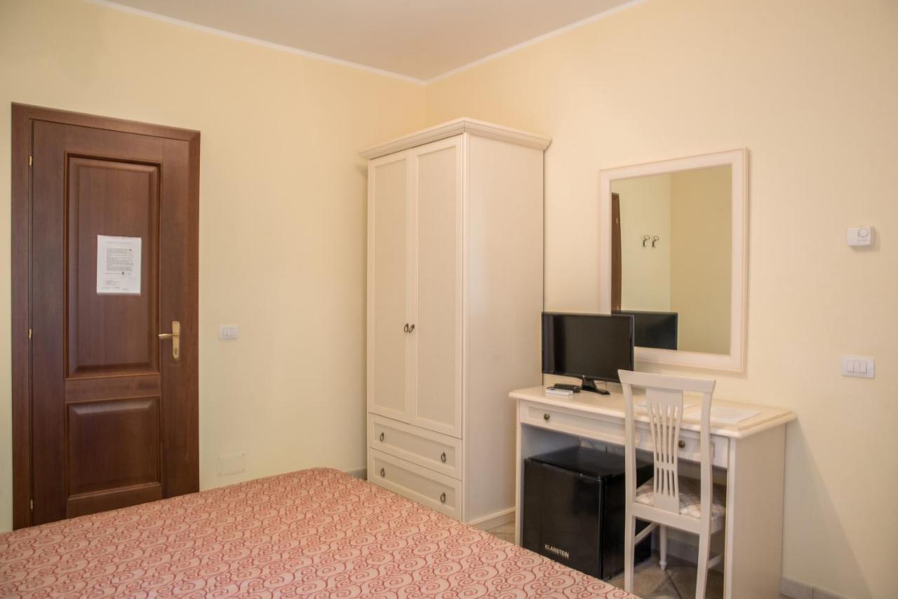Bed and Breakfast L'Infinito à Carbognano Extérieur photo